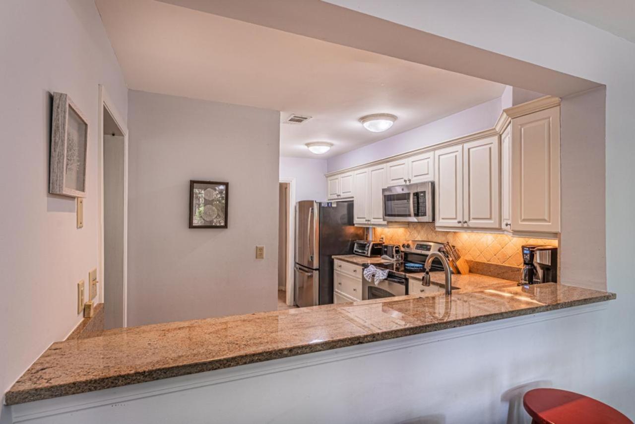 Вилла Pet Friendly! 503 Plantation Club Walk To Pool Sleeps 6 Sea Pines Хилтон-Хед-Айленд Экстерьер фото
